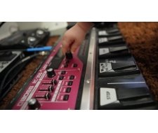 Boss RC-300 loop station (лупер)