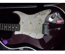 Fender Stratocaster American Deluxe Plus  USA 1996