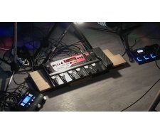 Boss RC-300 loop station (лупер)
