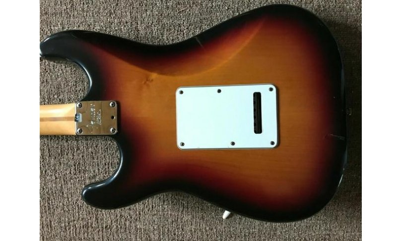 Fender American Standard Stratocaster (1999) Delux Plus