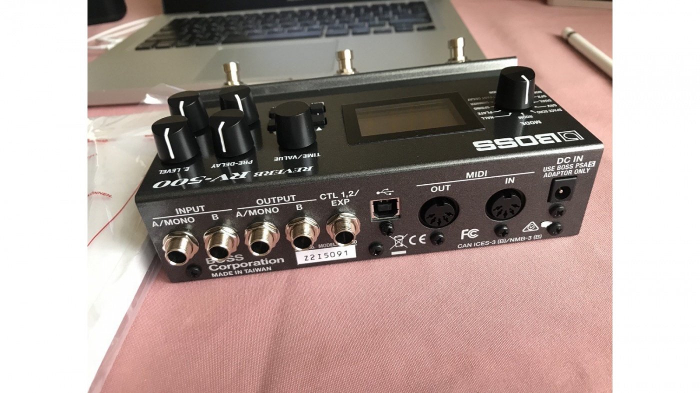 Продам Boss RV-500 Reverb