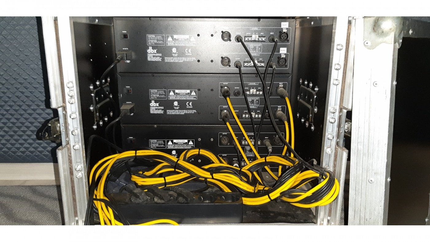 Продам графічні еквалайзери DBX 2231 (made in USA)