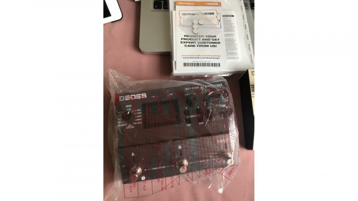 Продам Boss RV-500 Reverb